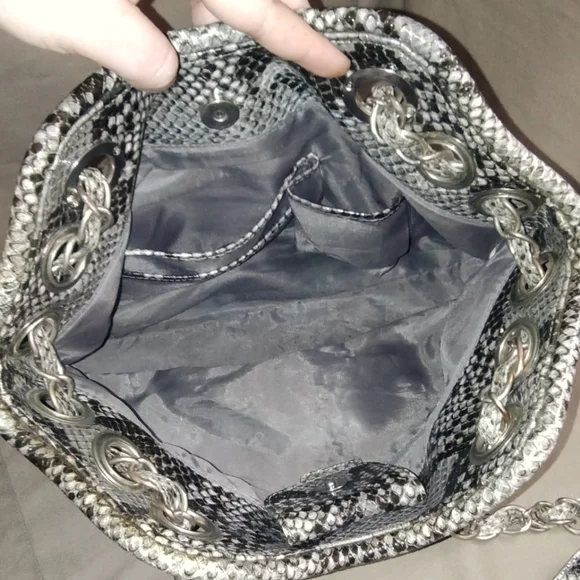 NICOLE BY NICOLE MILLER SNAKESKIN EMBOSSED BAG - Picture 12 of 16